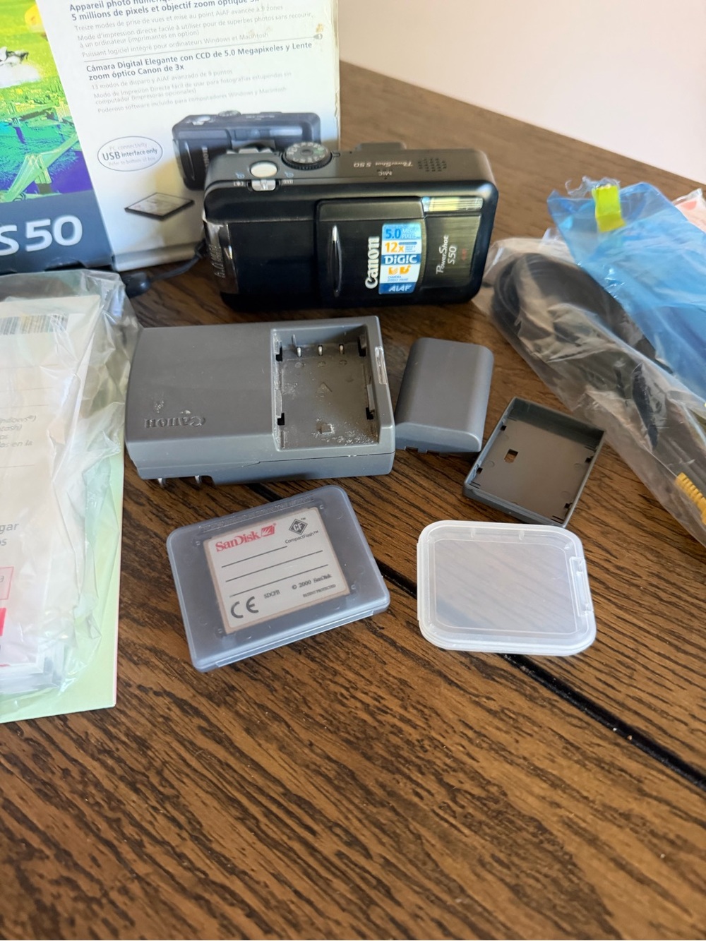 Canon Powershot S50 Digital Camera In Box With Charger Manual Battery - Picture 5 of 14